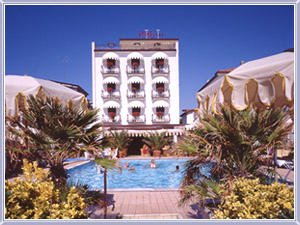 Hotel Plaza Esplanade