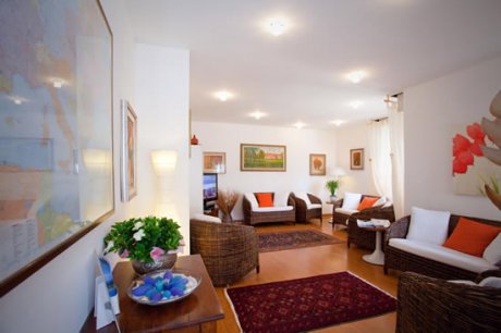 Hotel Telenia