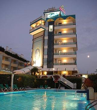 Hotel Carlton