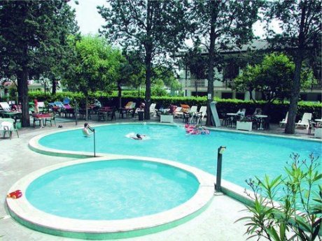 Hotel New Tiffany's Park